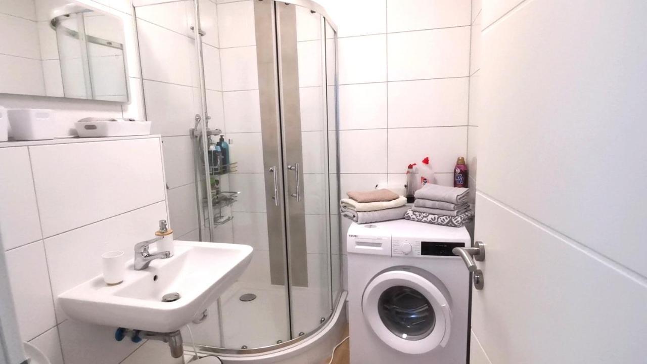 3-Zimmer, Bis 6 Personen Mit Parkplatz Mülheim an der Ruhr Exterior foto