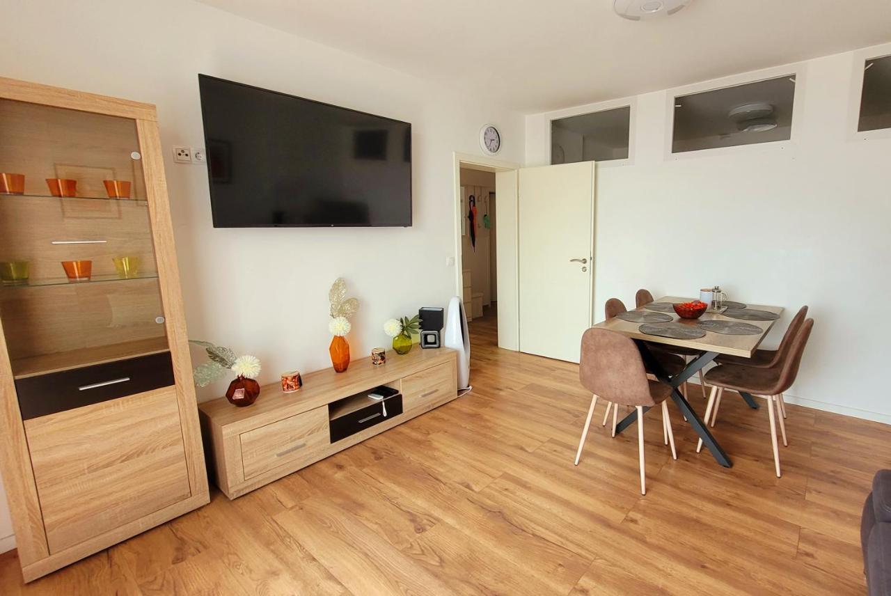 3-Zimmer, Bis 6 Personen Mit Parkplatz Mülheim an der Ruhr Exterior foto